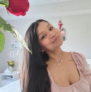 Meet your Posher, Fabiola